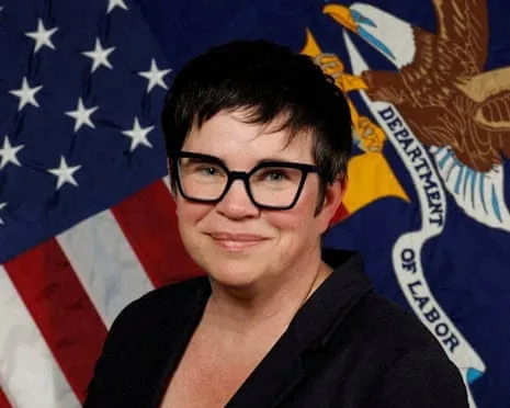 Former Employment Data Head Sounds Alarm About White House Interference in Key Data